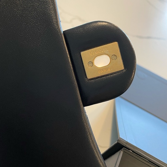 Chanel Pearl Crush Mini - Picture 15 of 15